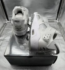 Air Jordan 6 Retro G Low NRG Solid Lace—Up 3