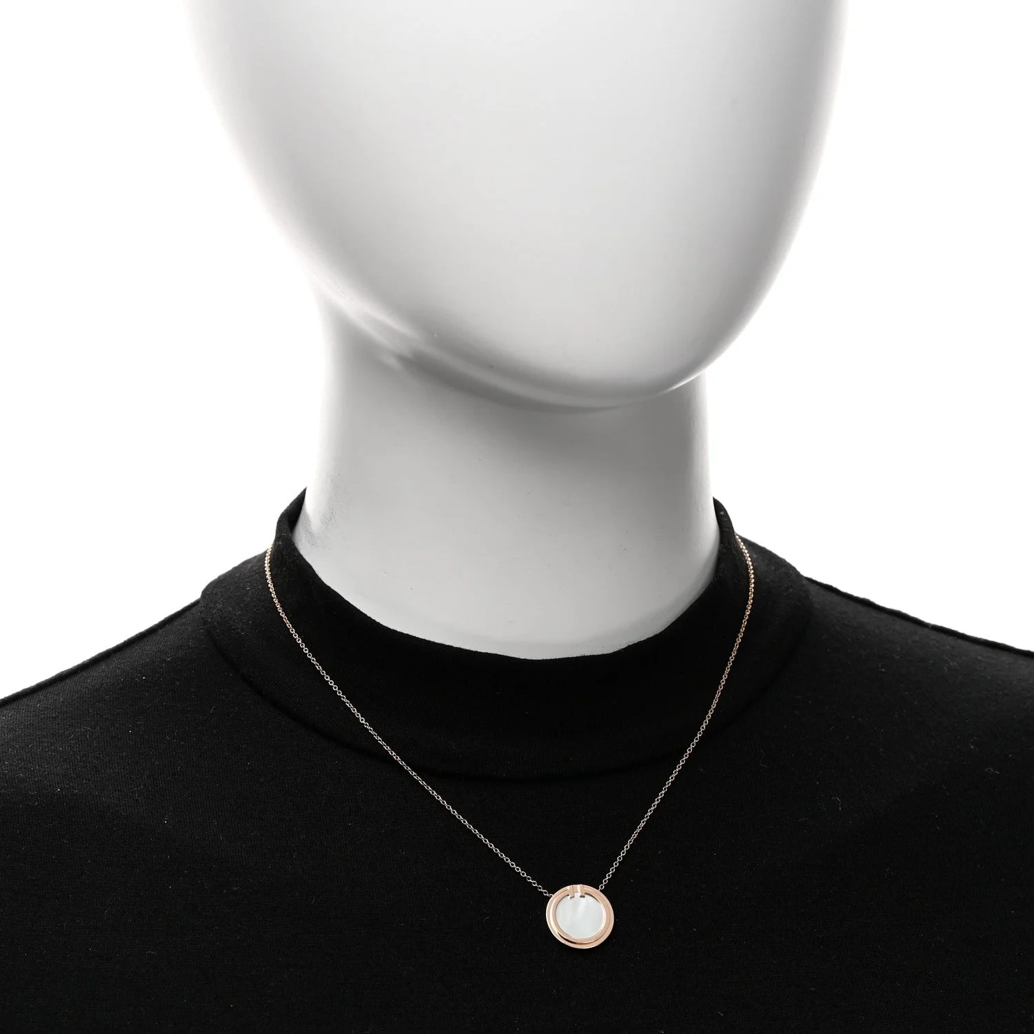 18K Rose Gold Mother of Pearl T Circle 2