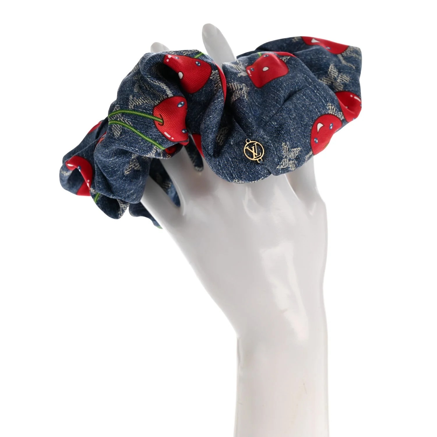 X TM Cerises Scrunchie 2