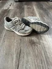 New Balance 990 v5 2