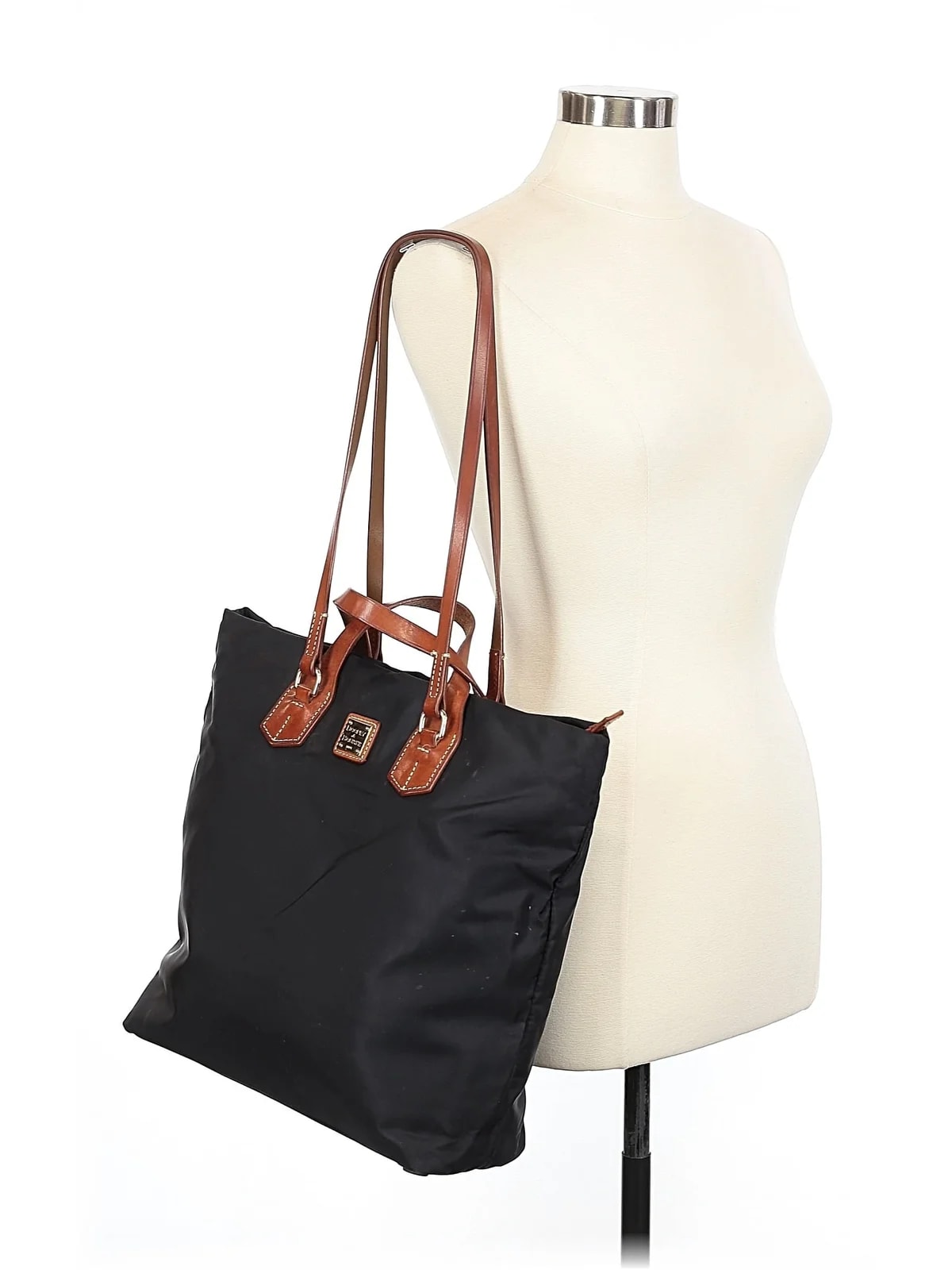 Dooney &Amp; Bourke One Size 2