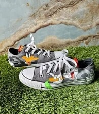 Converse Chuck Taylor All Star Ox Looney Tunes Bugs & Daffy 158892F 2