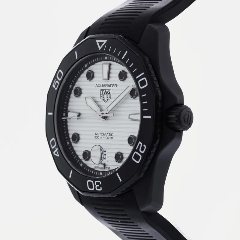 TAG Heuer Aquaracer Professional 300 WBP201B 2