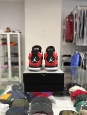 Jordan 4 Toro Bravo (2026) Size: 10 4