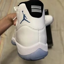 Jordan 11 Legend 4