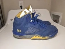 Air Jordan — Air Jordan 5 Retro JSP Laney Varsity CD2720-400 — Sneaker — resale