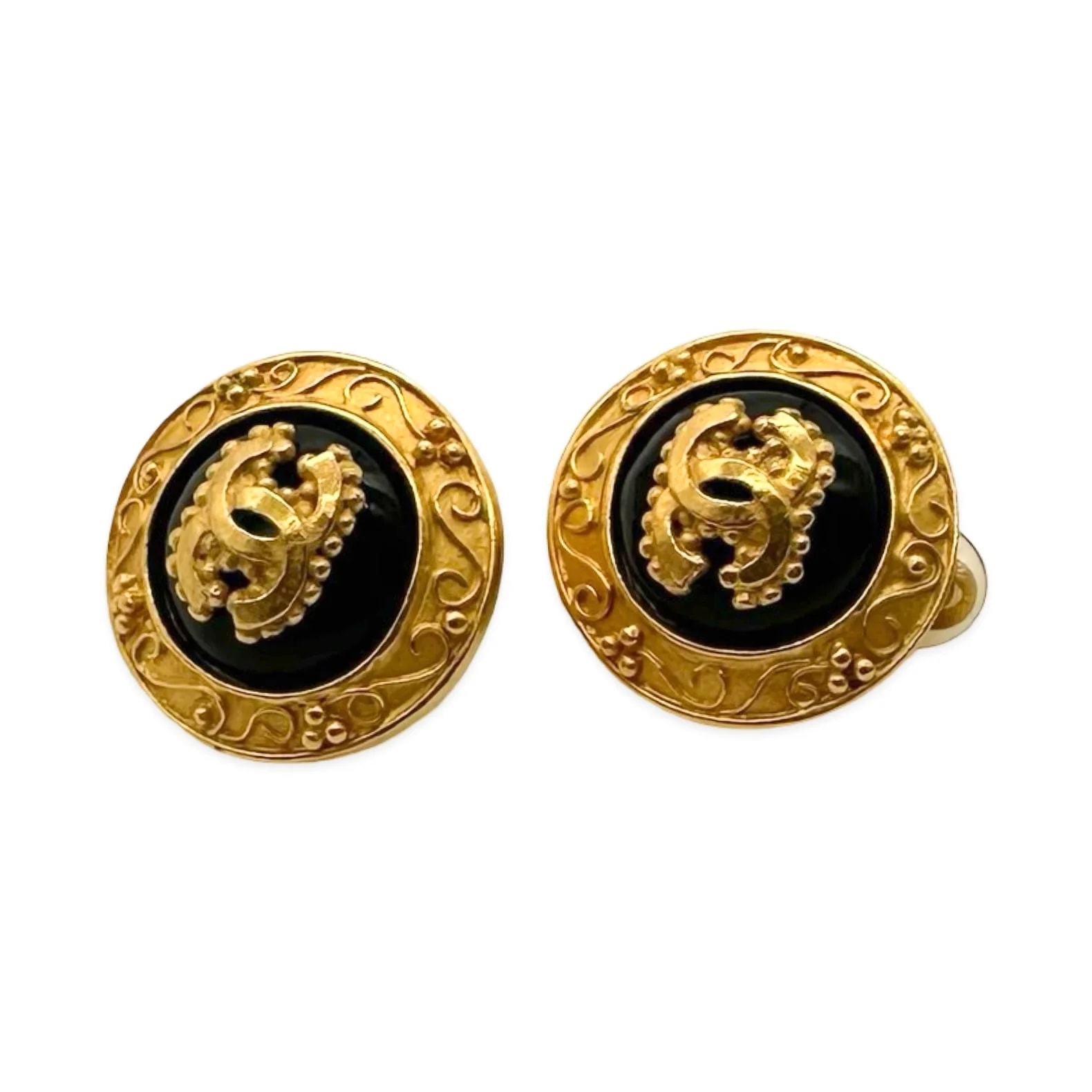 Luv Luxe Scottsdale — Chanel Clip on Earrings — Accessory — resale