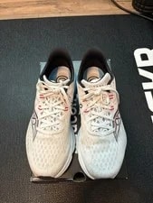 Saucony Kinvara 16 Marathon Edition 9.5 Running Shoes Limited 2