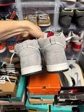 Size 8.5 Preowned Nike SB Dunk High Pee Wee Herman 4