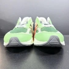 New Balance 990 V6 ’S Size 8 Avocado U990AB6 Lifestyle 3
