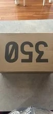 Adidas — Adidas Yeezy Boost 350 V2 Primeknit Lace Up — Sneaker — resale