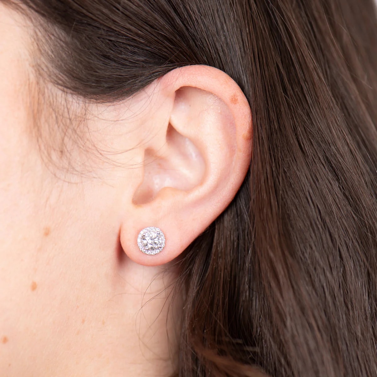 Forevermark Halo Stud 2