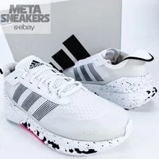 Adidas — Adidas Avryn US 12.5 Retro Run Comfort Boost Bounce New — Sneaker — resale