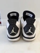Air Jordan 4 Retro Military 4
