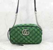 Gucci — Gucci GG Marmont Matelassé Small 447632 151004522 — Handbag — resale