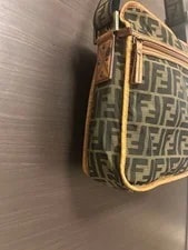 Fendi Crossbody Zip Logo Patch 4