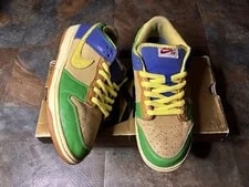 2009 “Brooklyn Projects” Nike SB Dunk Low 4