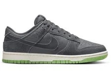NIKE — Size 11.5 - Nike Dunk Low Halloween (2022) - DQ7681-001 — Sneaker — resale