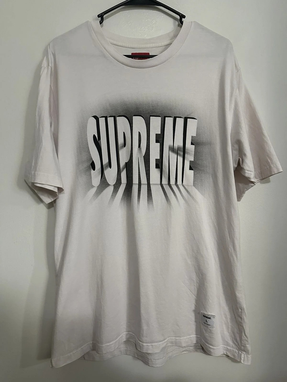 Supreme — Supreme Light S/S Top Tee — streetwear — resale