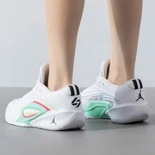 Jordan Luka 3 Photo Finish (GS) HQ5058-107 3