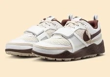 Size 10.5 - Nike X Zoom Field Jaxx Light 2