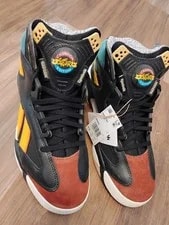 Reebok — Reebok Street Fighter Shaq Attaq Champion Edition High Tops — Sneaker — resale
