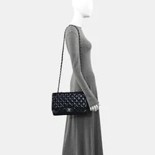 Chanel Classic Flap Crossbody Bags 2