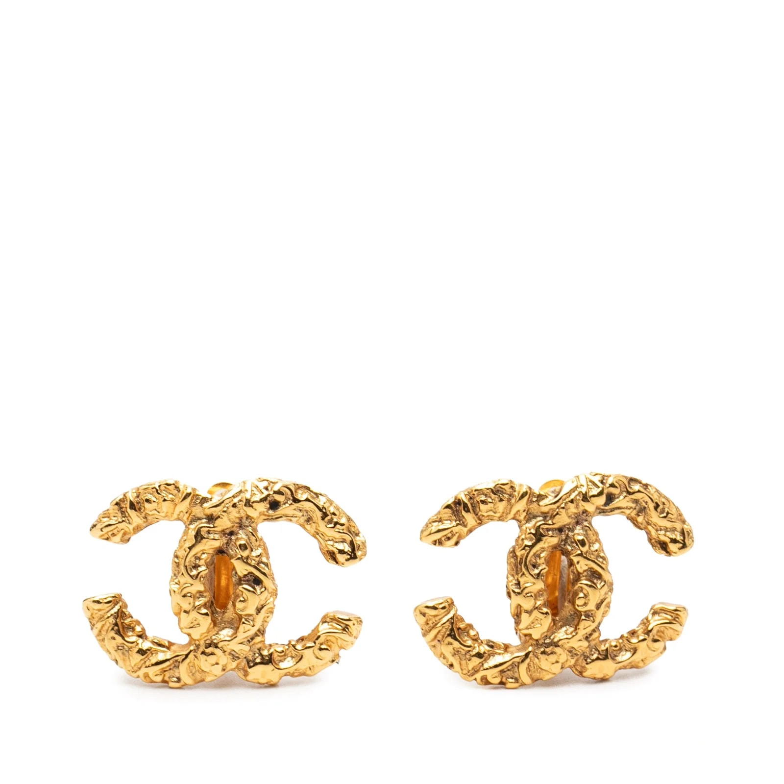 Chanel — CC Lava Clip on — Jewelry — resale