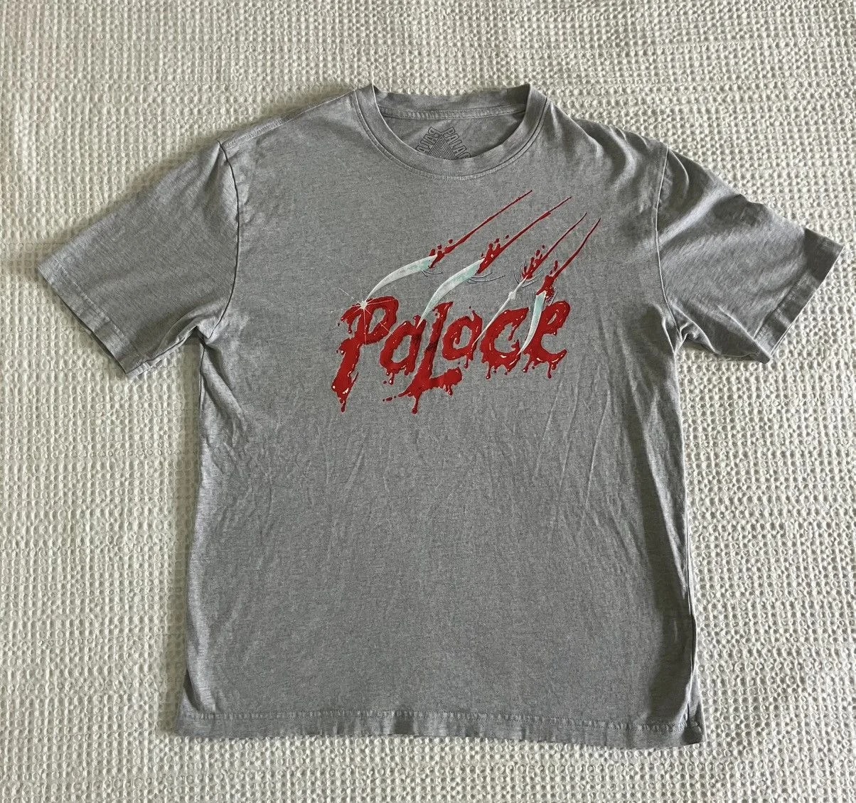 Palace — Palace Scratchy Tee — streetwear — resale