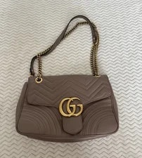 Gucci — Gucci GG Marmont Medium Flap Matelasse Chevron Chain — Handbag — resale