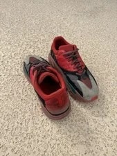Size 11 - Adidas Yeezy Boost 700 Hi-Res 3