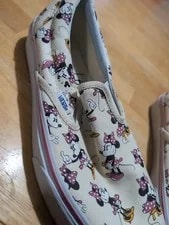 Vans X Disney Minnie Mouse Slip on "Young At Heart" Size 8.5 10 3