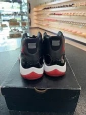 Size 10.5 - Jordan 11 Retro 2012 4
