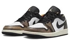 Jordan 1 Low SE Wear Away -001 3