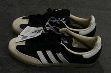 Adidas — Adidas Samba OG / Gum Low Top Lace Up — Sneaker — resale