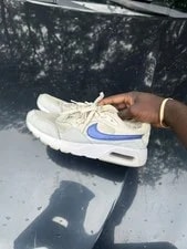 Nike — Nike Air Max 90 / / Low Top Lace-Up Athletic — Sneaker — resale