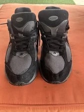 New Balance 2002R Low Top Athletic Lace Up Casual 2