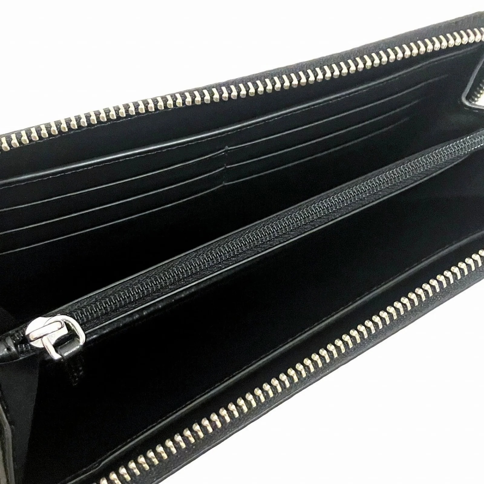 Marc Jacobs Long Wallet (Bi-Fold) 3