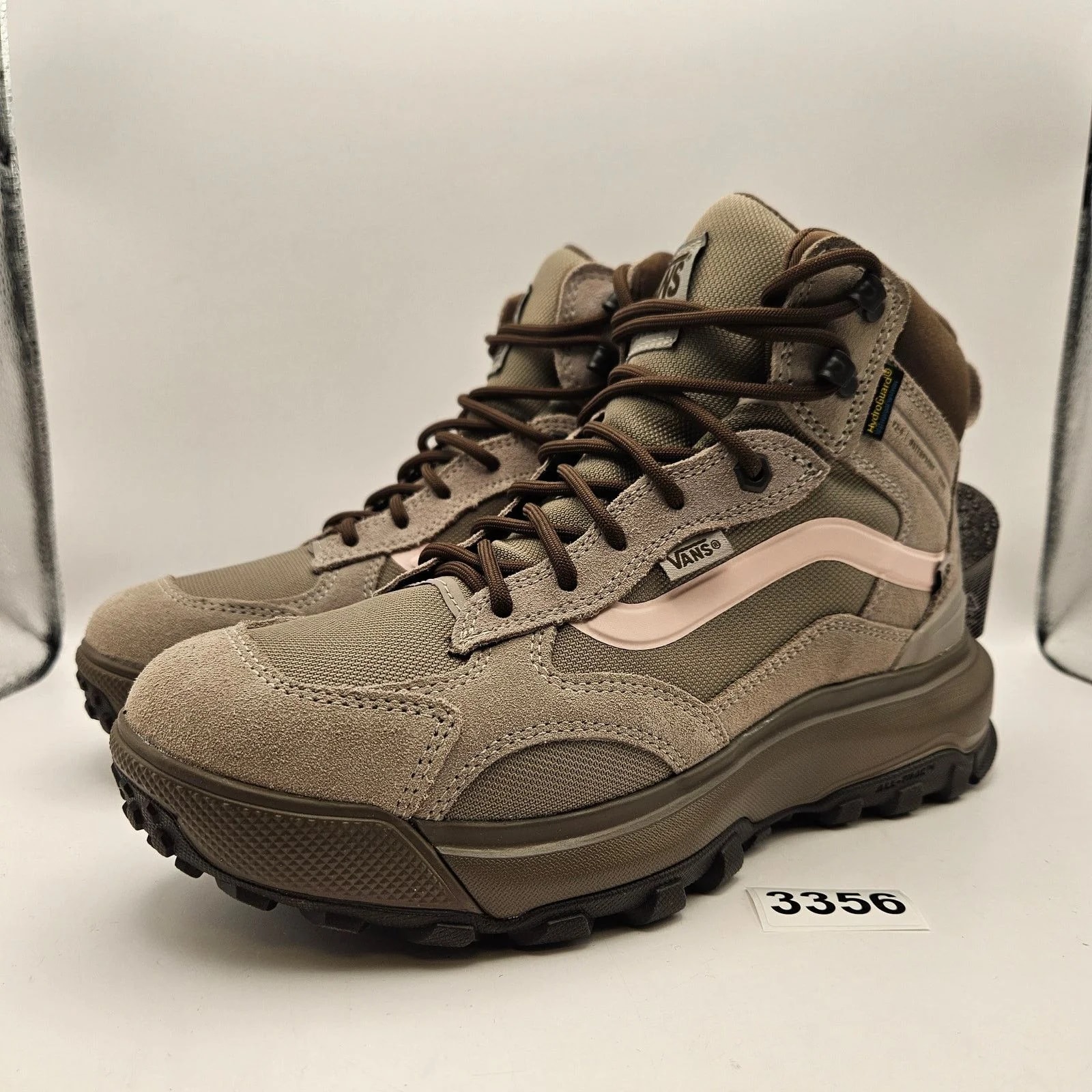 Vans — Vans 8 Ultrarange EXO MTE-1 Waterproof Hiki — Sneaker — resale
