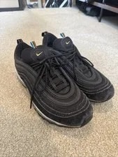 Nike — Nike Running Shoes — Sneaker — resale