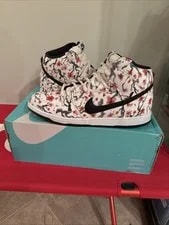 Size 13 - Nike SB Dunk Pro High Blossom 2