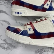 Louis Vuitton Size 8UK 9US 3