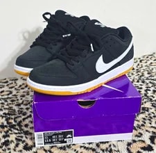 Nike SB — Nike SB Dunk Low Pro / Skateboarding Shoes US 11 — Sneaker — resale