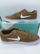 Nike SB — NEW Nike SB Charge ’s / 6 7.5 DM3494 200 — Sneaker — resale