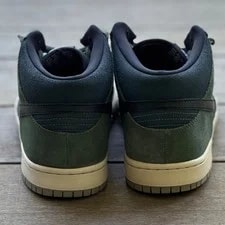 Nike SB Dunk Mid Nori 4