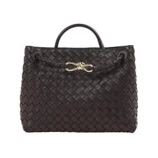 Bottega Veneta — Bottega Veneta Medium Andiamo 156288100 — Handbag — resale