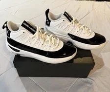 Jordan — Jordan Max Aura 7 / With BOX — Sneaker — resale