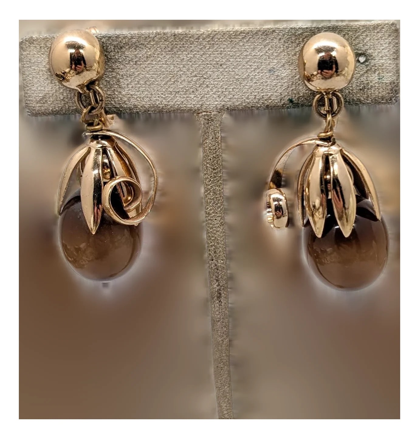 Napier — Signed Napier Goldtone Moonglow Cumquat Drop Clip -2 Pieces — Jewelry — resale