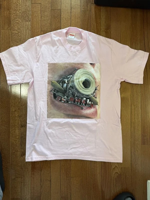 Supreme — Supreme Braces Tee Fall/ — streetwear — resale