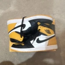 Jordan — Air Jordan 1 Retro High — Sneaker — resale